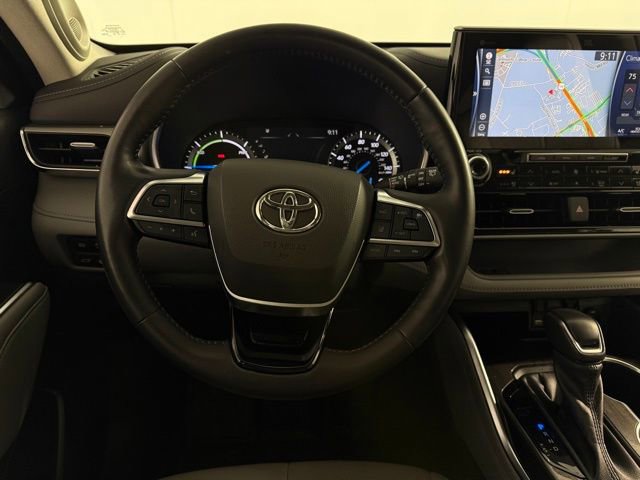 Used 2021 Toyota Highlander Platinum image 22