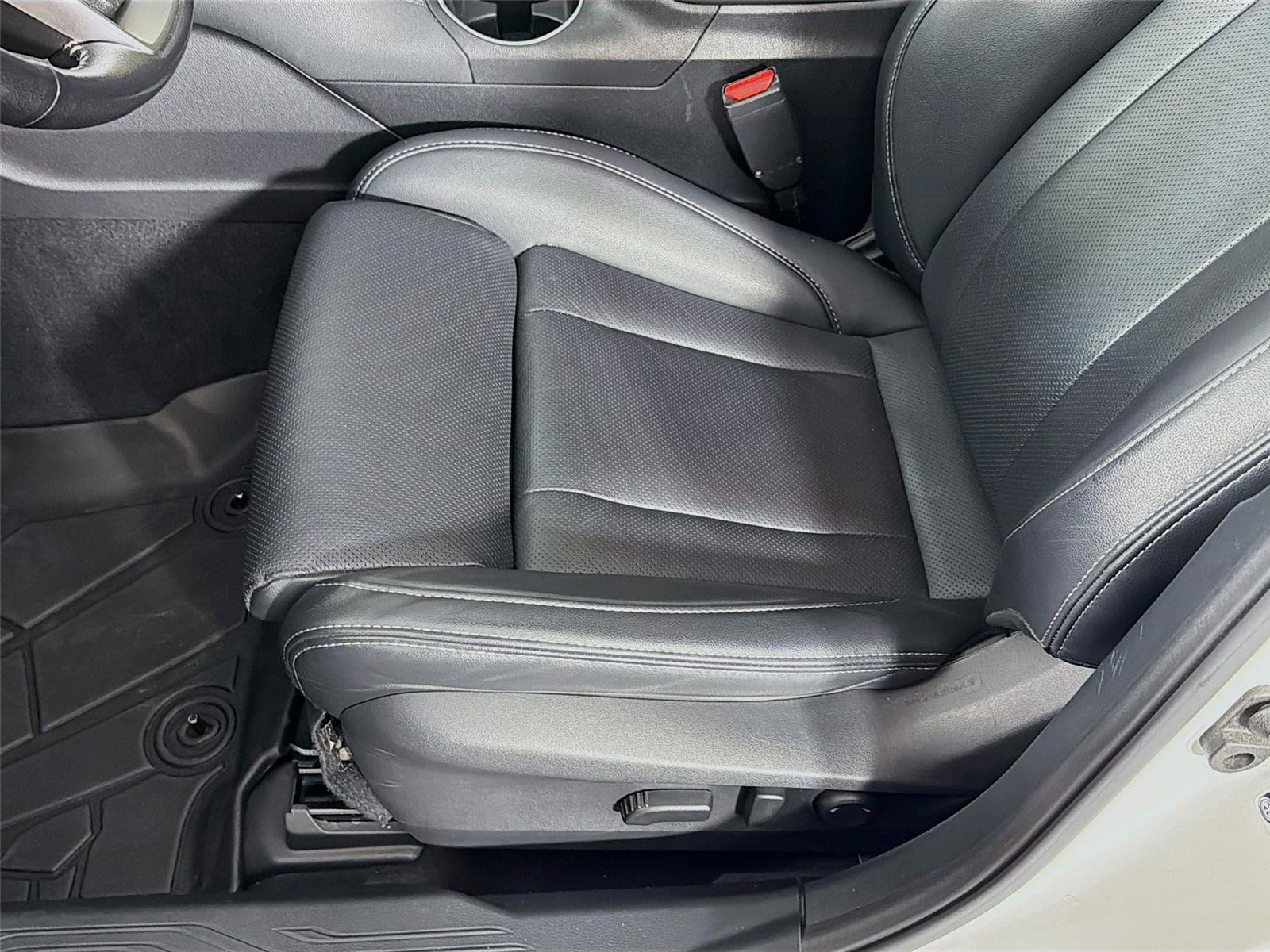 Used 2022 Subaru Legacy Limited AWD/4WD image 15