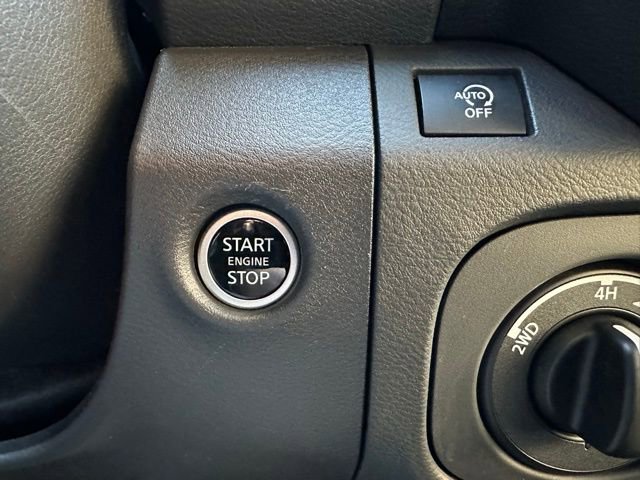 Used 2025 Nissan Frontier PRO-4X w/ Pro Convenience Package image 23