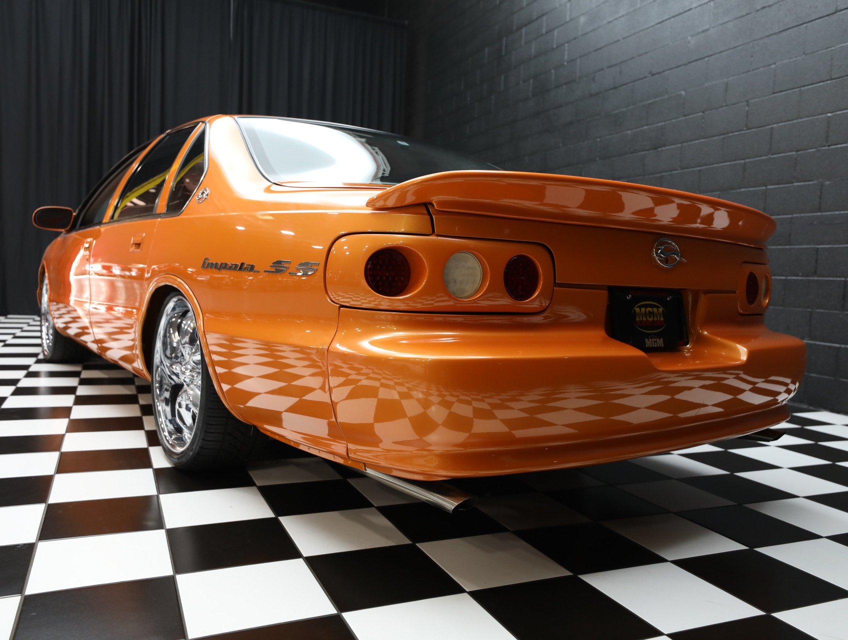 Used 1995 Chevrolet Impala SS RWD image 25