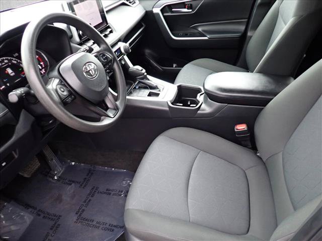 Used 2024 Toyota RAV4 XLE AWD/4WD image 11