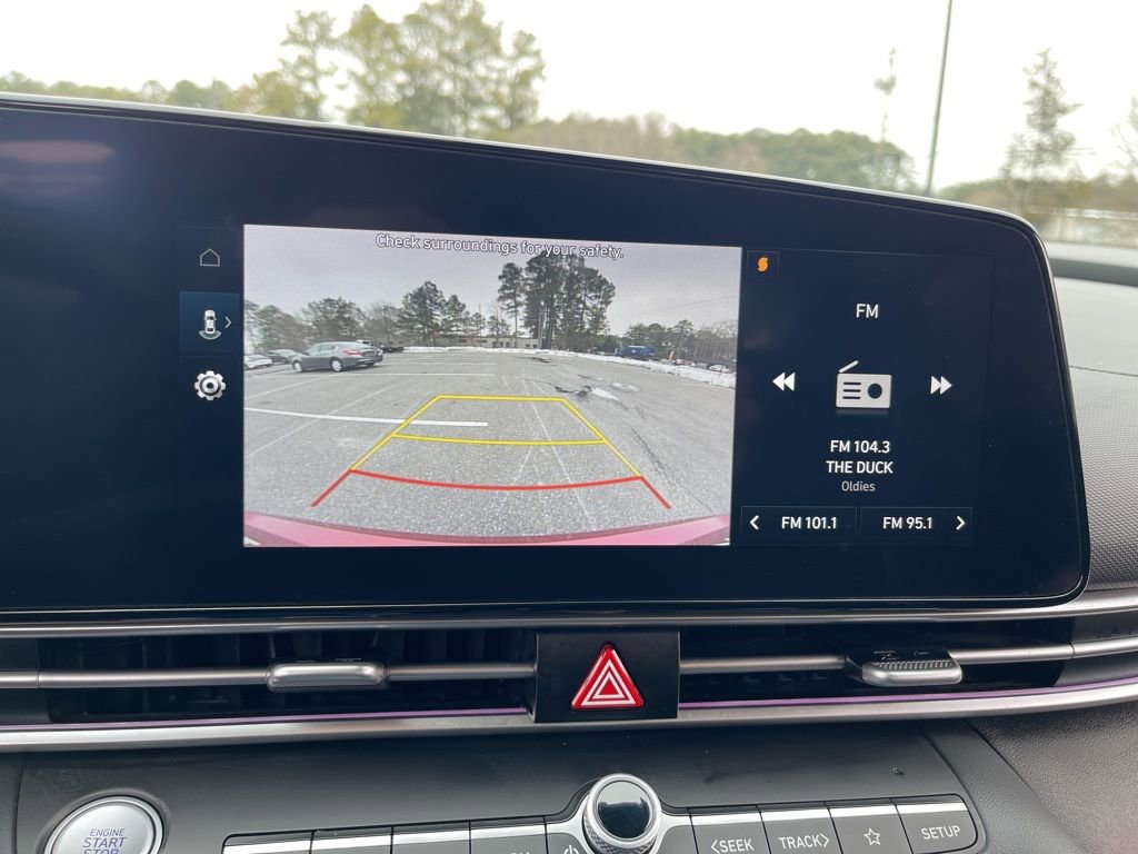 Certified 2024 Hyundai Elantra SEL image 11