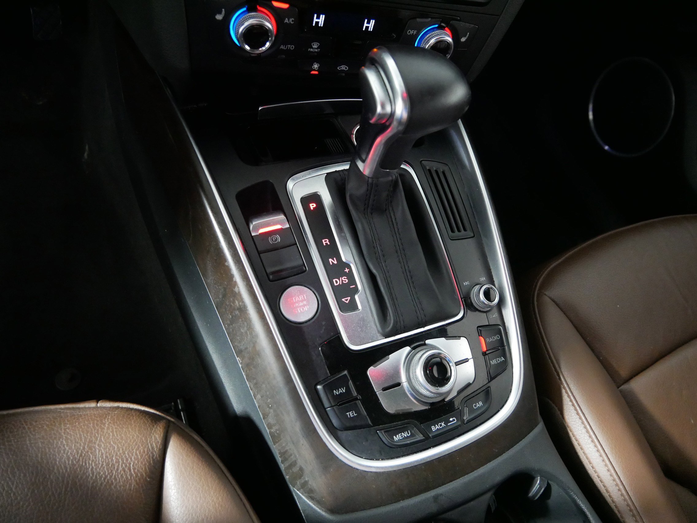 Used 2016 Audi Q5 2.0T Premium Plus w/ Technology Package image 24