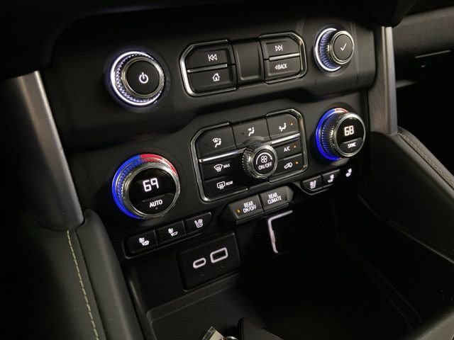 Used 2021 GMC Yukon SLT w/ SLT Luxury Plus Package AWD/4WD image 64