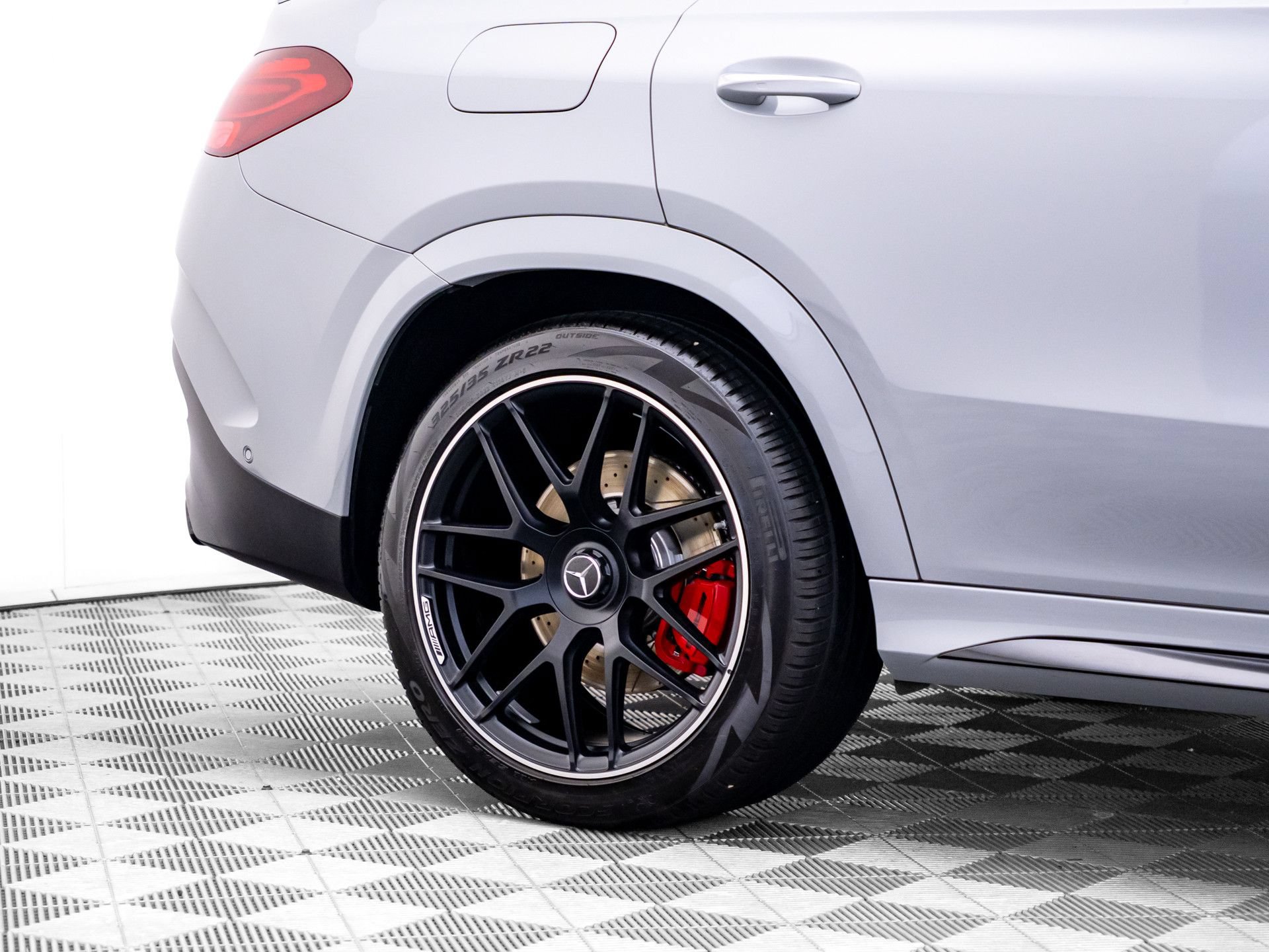 Used 2025 Mercedes-Benz GLE 63 AMG S image 40