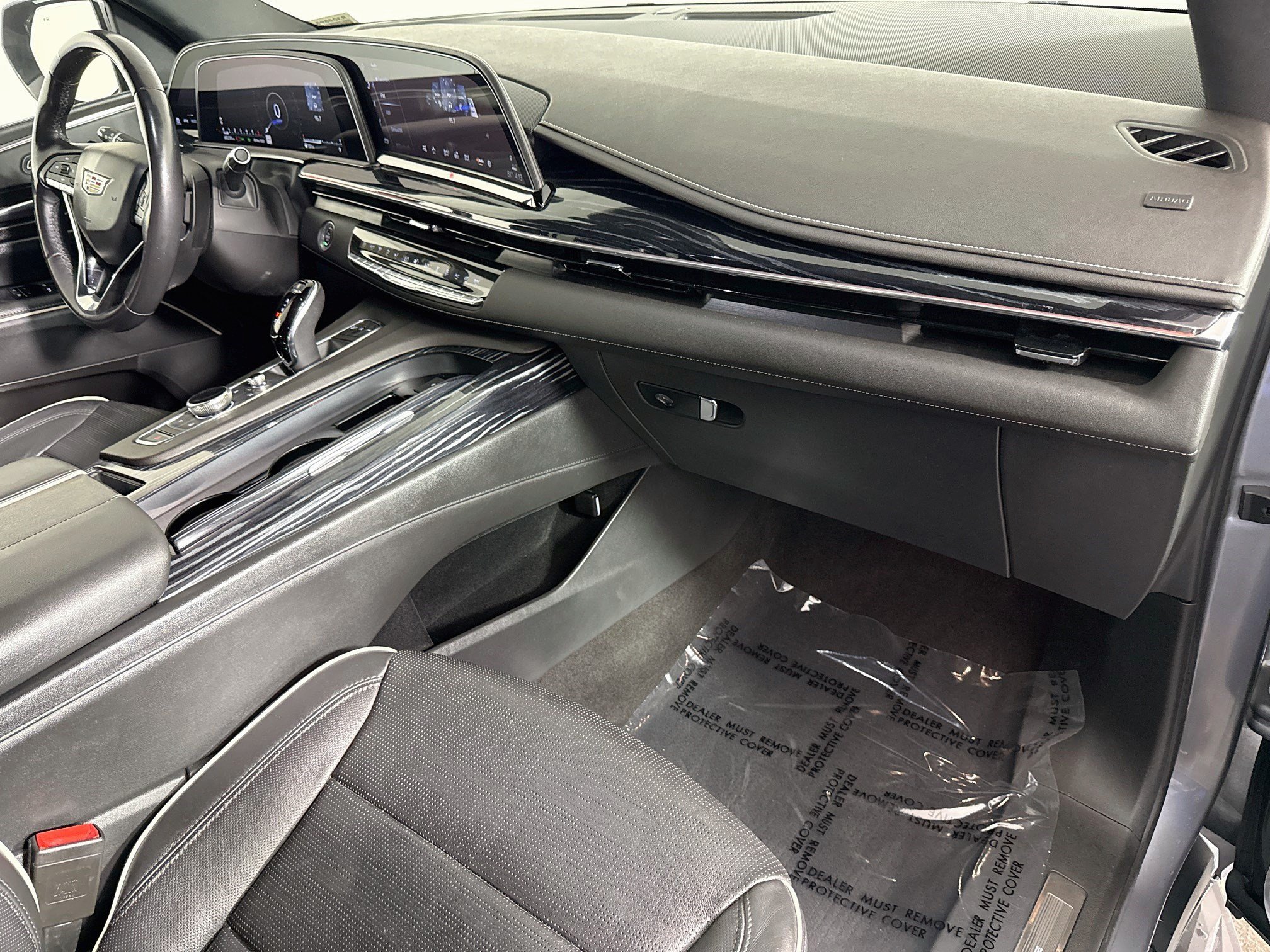 Used 2022 Cadillac Escalade Sport w/ Touring Package RWD image 30