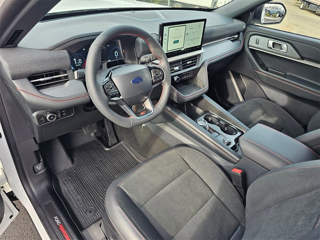 New 2026 Ford Explorer ST image 2