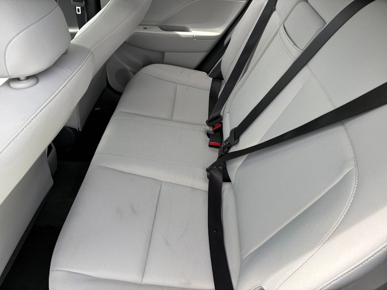 Used 2025 Hyundai Kona SEL FWD image 25