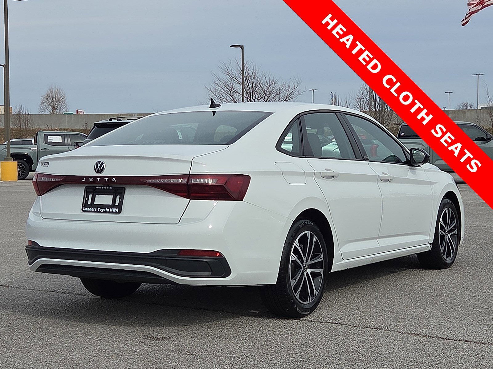 Used 2025 Volkswagen Jetta Sport image 5