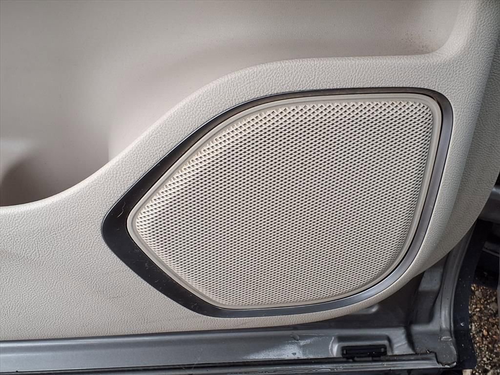 Used 2017 Lincoln MKX Reserve w/ Driver Assistance Package image 15