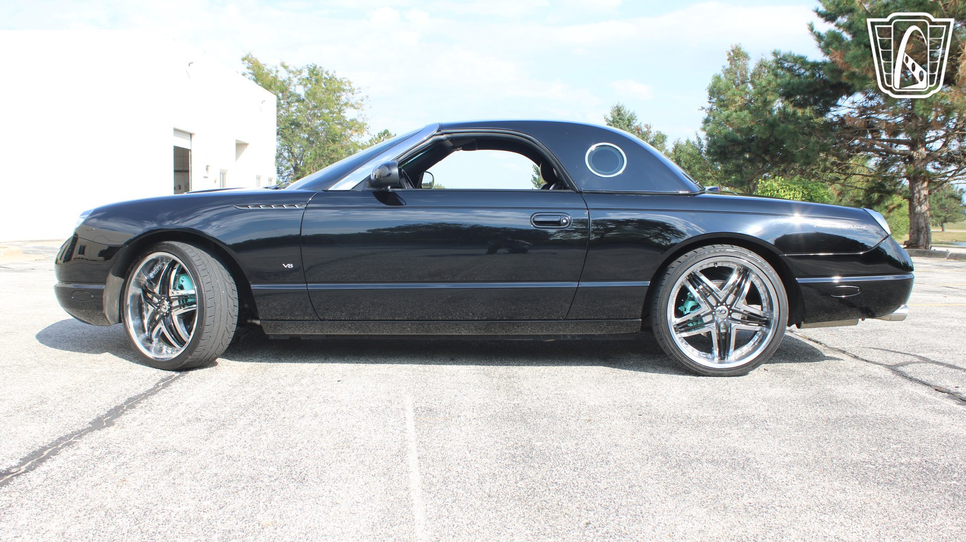 Used 2003 Ford Thunderbird RWD image 5