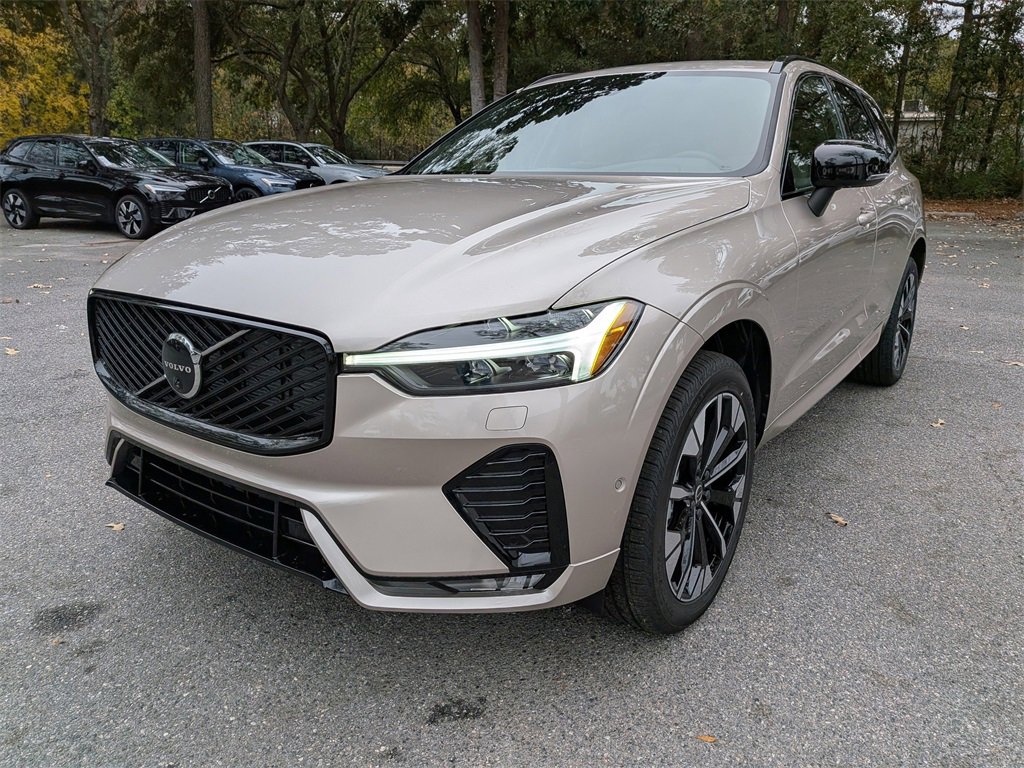 New 2026 Volvo XC60 B5 Plus w/ Protection Package Premier image 8