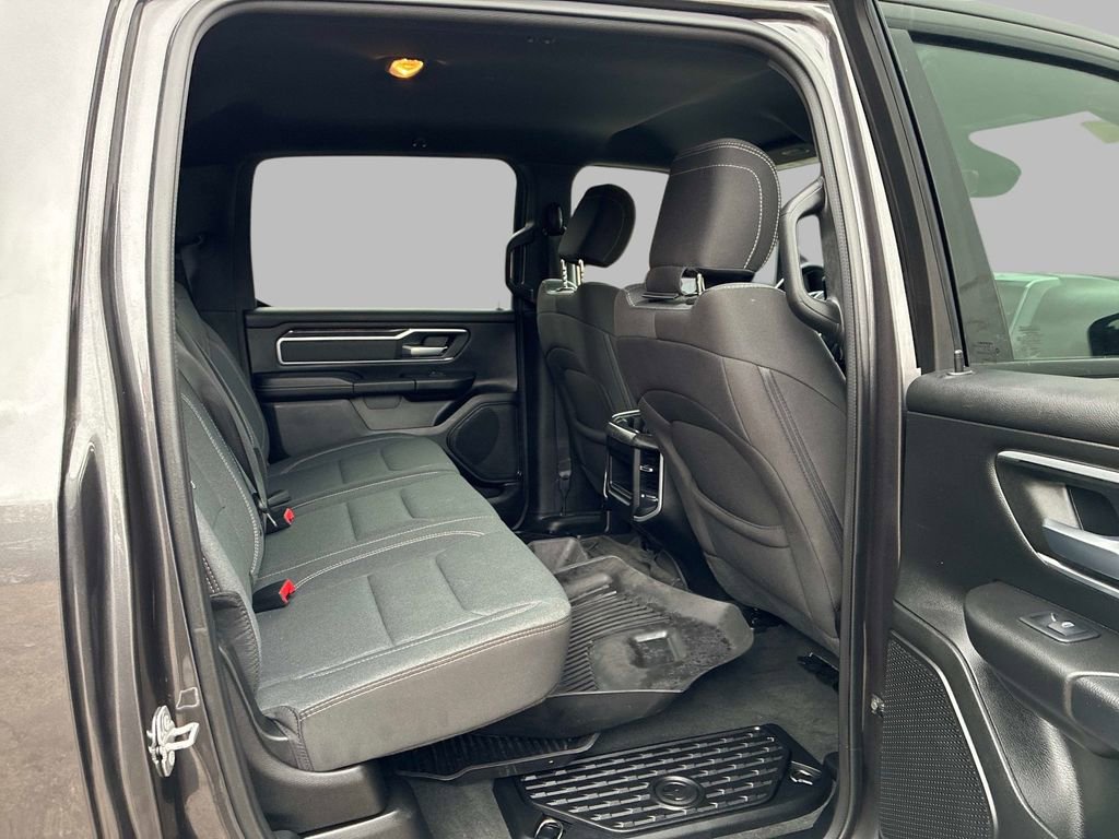 Used 2022 RAM 1500 Big Horn AWD/4WD image 10