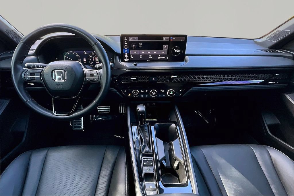 Used 2025 Honda Accord Sport-L image 8