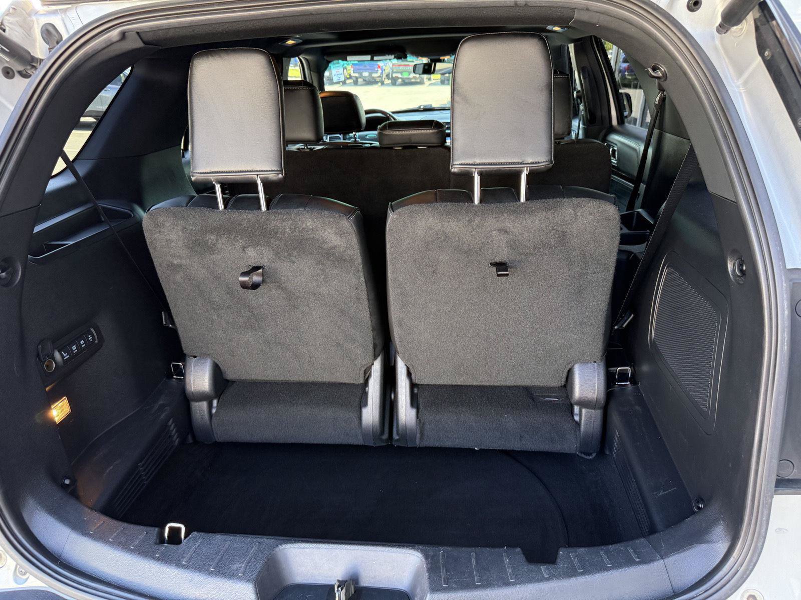 Used 2017 Ford Explorer Platinum AWD/4WD image 20