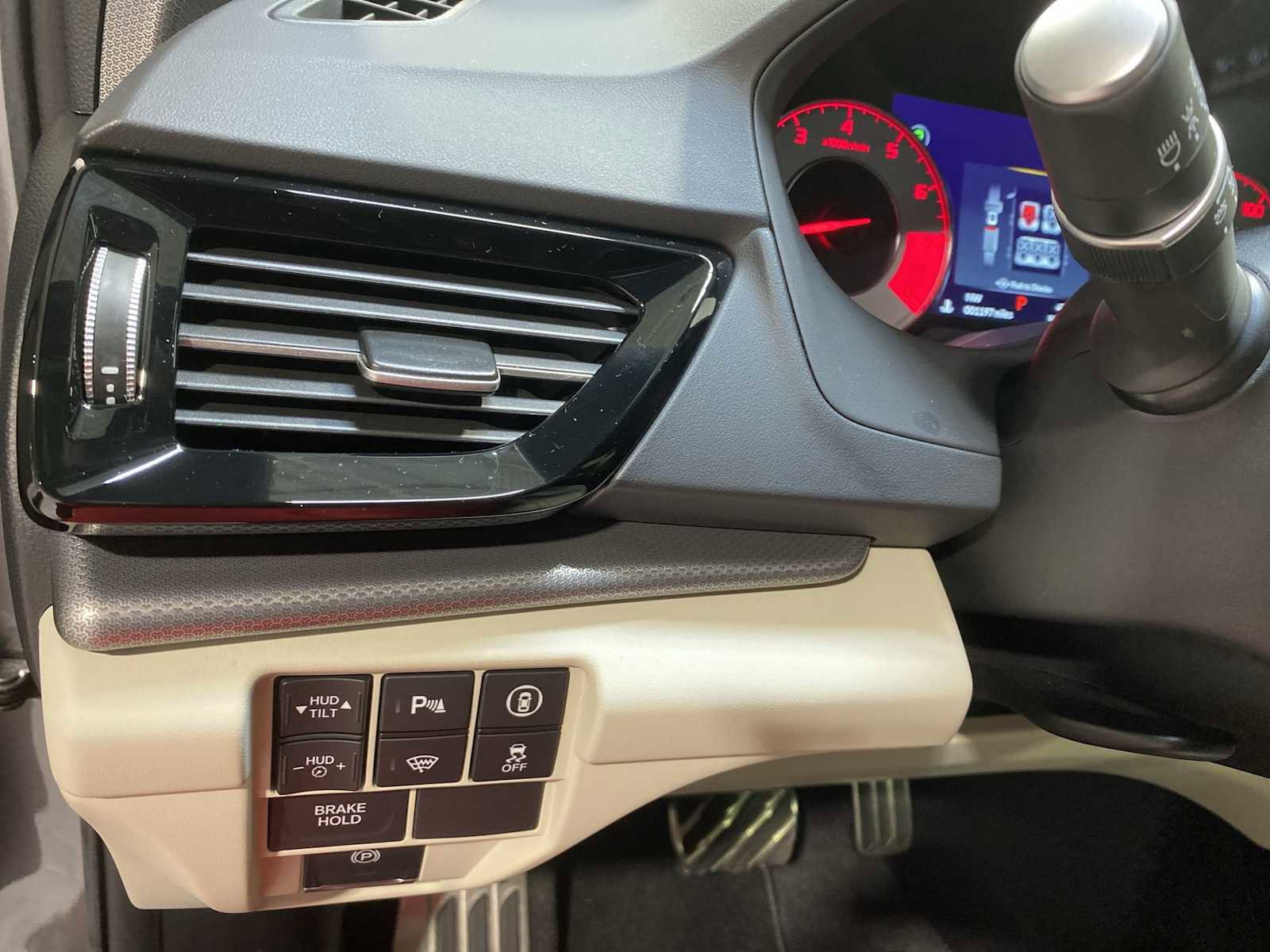 Used 2025 Acura RDX A-Spec image 24