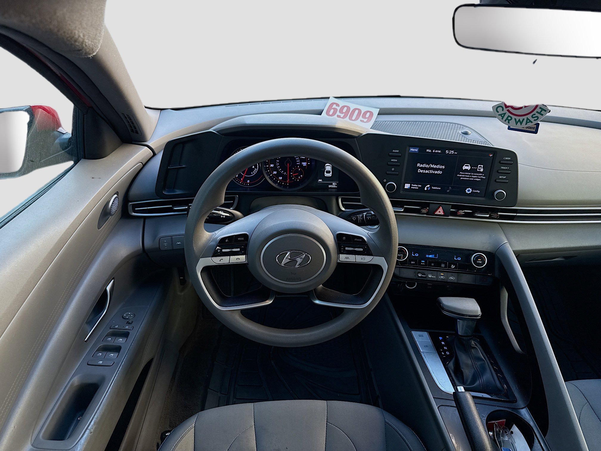 Used 2023 Hyundai Elantra SEL image 18