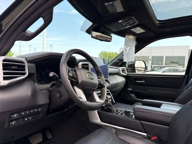 Used 2024 Toyota Tundra Platinum AWD/4WD image 15
