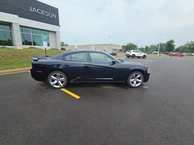 Used 2011 Dodge Charger Rallye RWD image 9