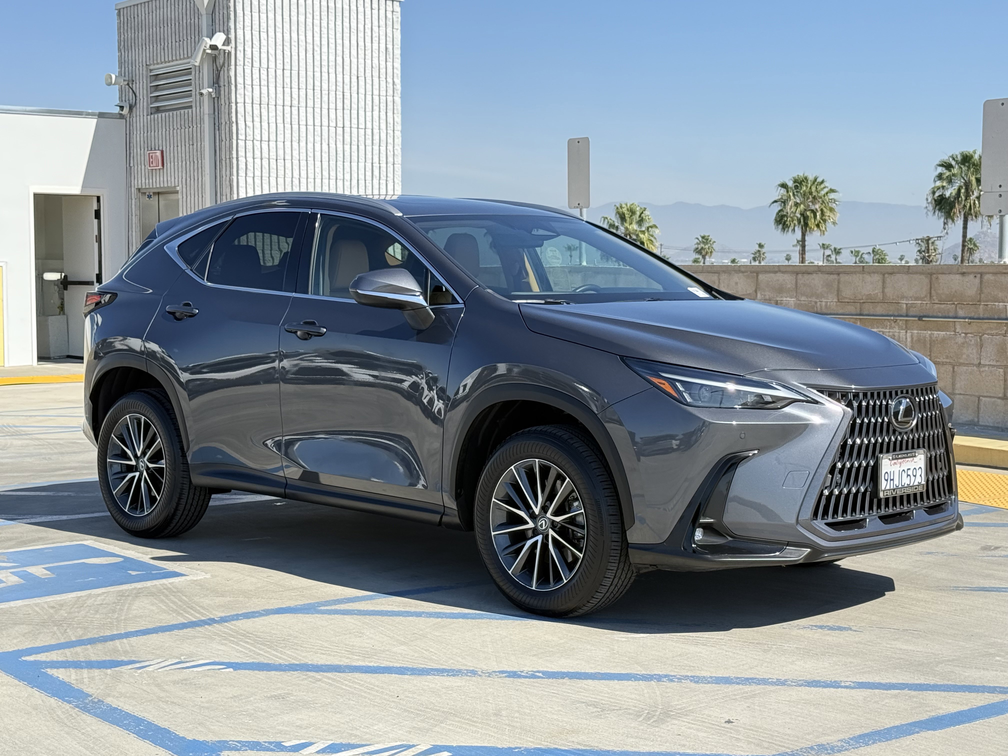 Used 2024 Lexus NX 350 AWD image 2