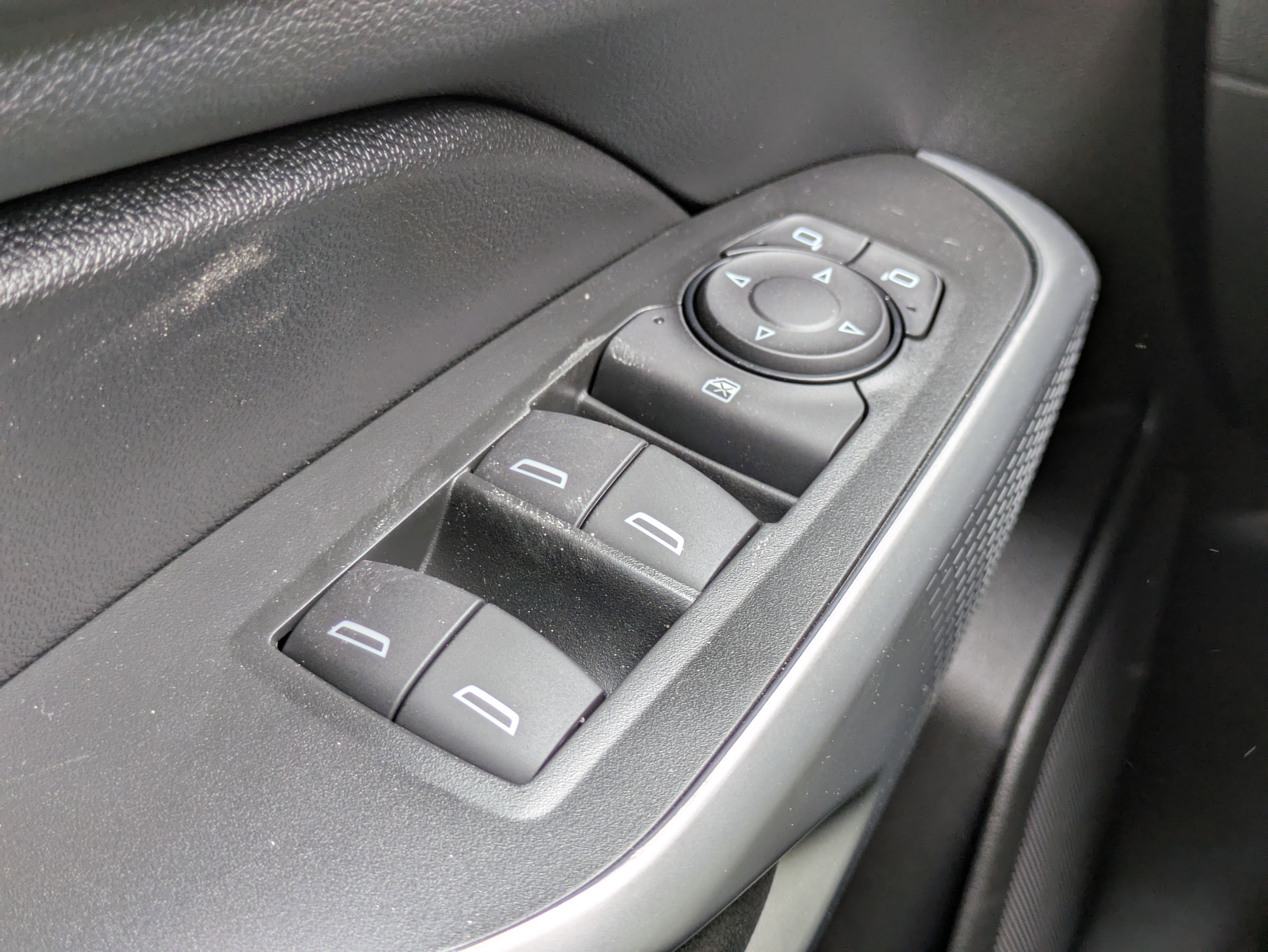 New 2026 Chevrolet Trax LS image 23