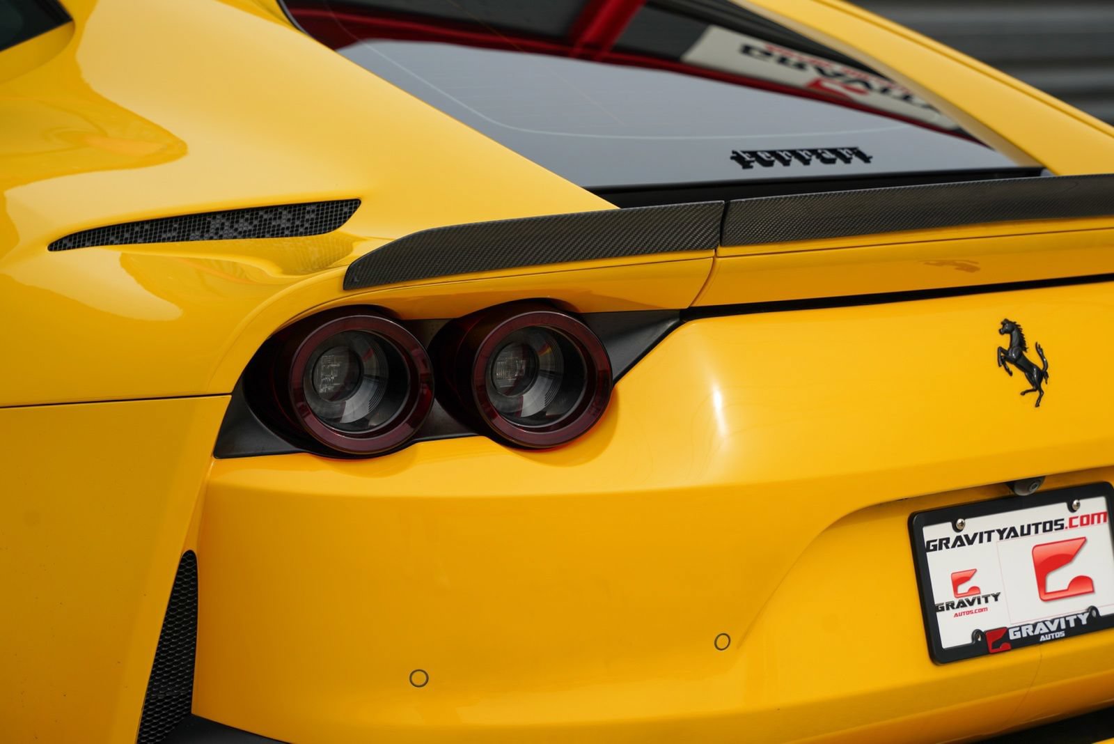 Used 2019 Ferrari 812 Superfast RWD image 16