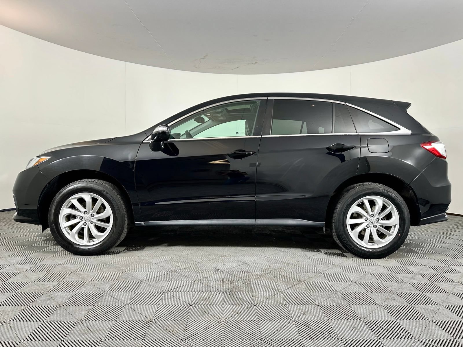 Used 2016 Acura RDX AWD w/ Technology Package image 17