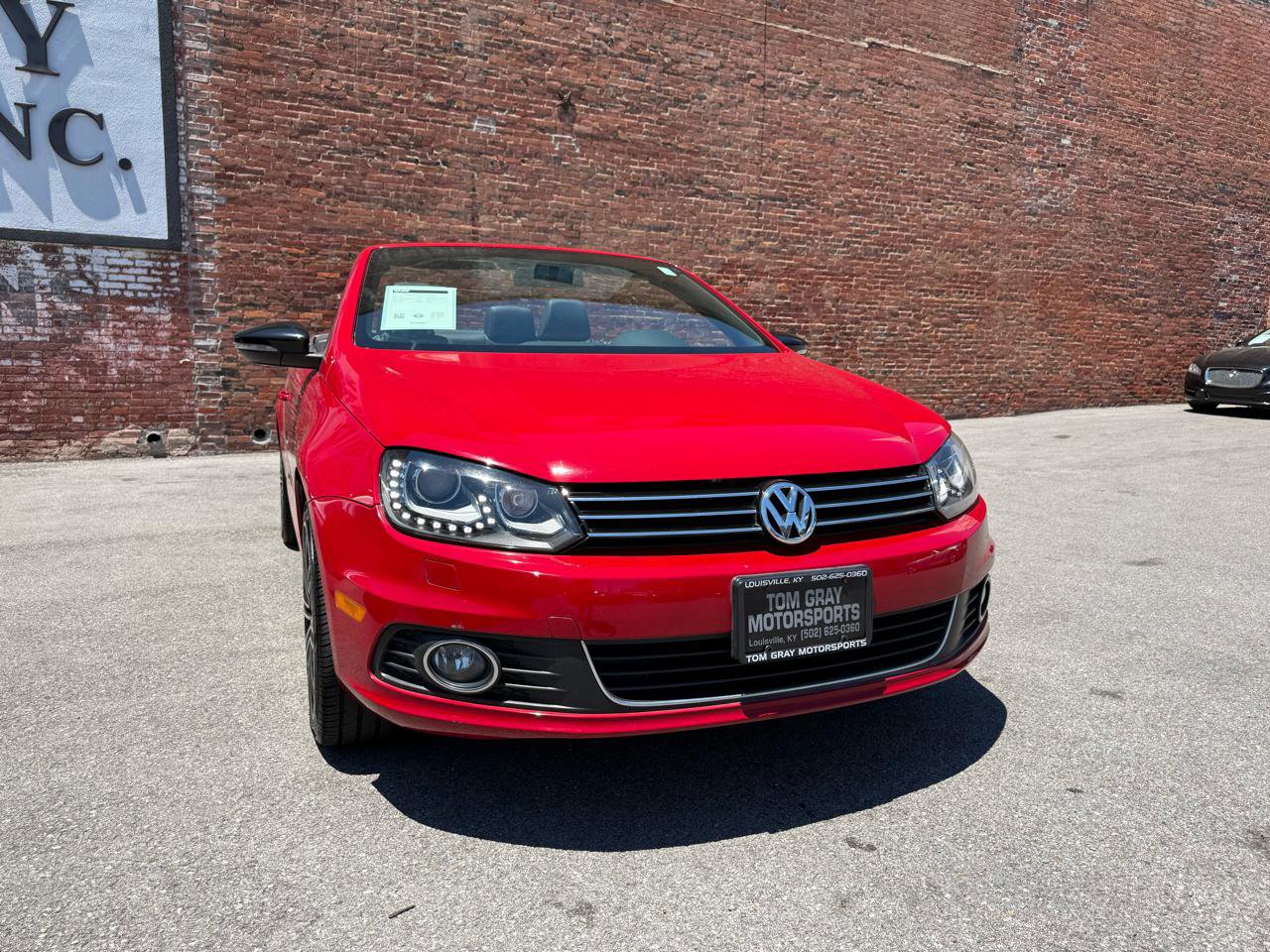 Used 2013 Volkswagen Eos Komfort FWD image 2