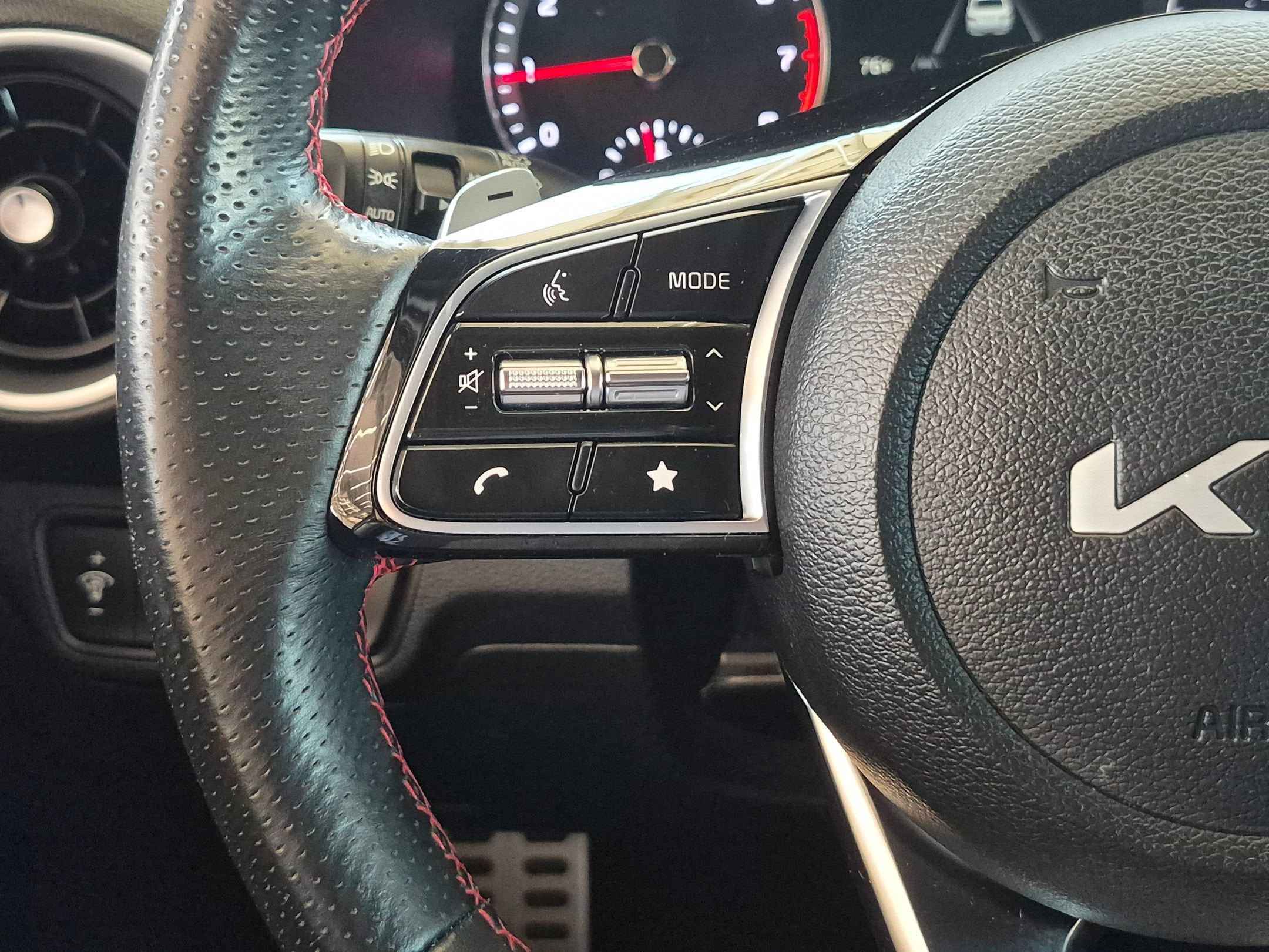 Used 2022 Kia Forte GT w/ GT2 Package FWD image 15