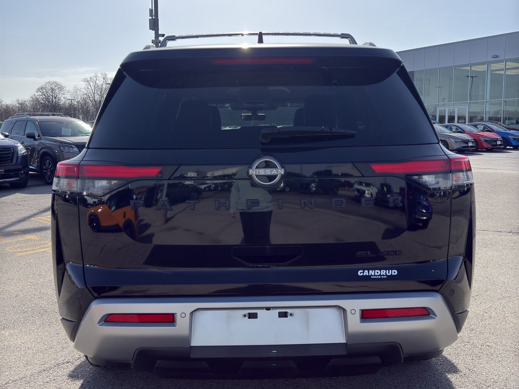 Certified 2023 Nissan Pathfinder SL w/ Lighting Package (N92) image 7