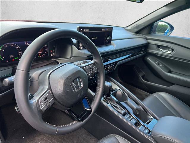 Used 2023 Honda Accord Sport image 9