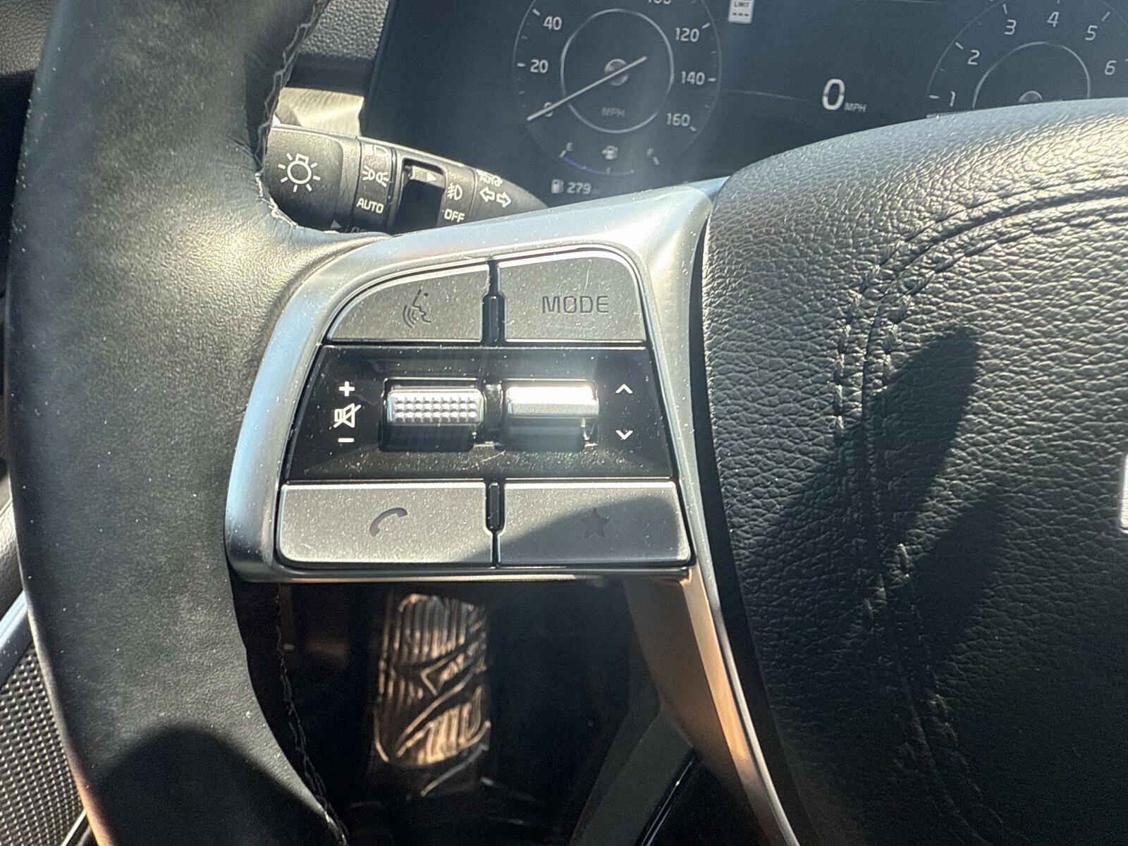 Used 2024 Kia Telluride SX Prestige AWD/4WD image 32
