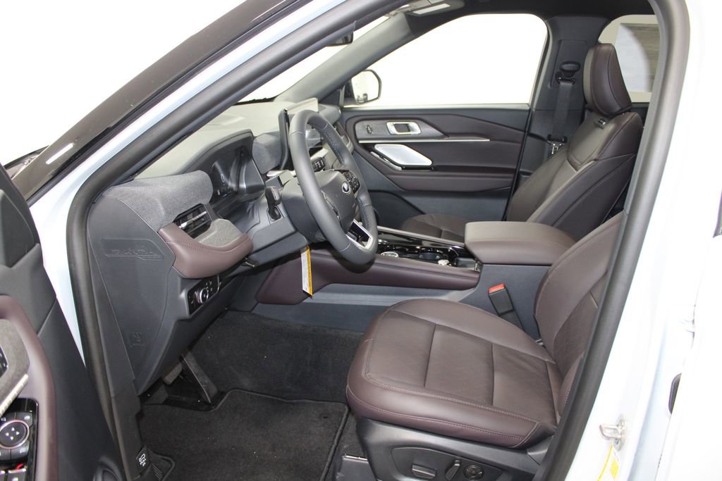 New 2026 Ford Explorer Platinum image 21