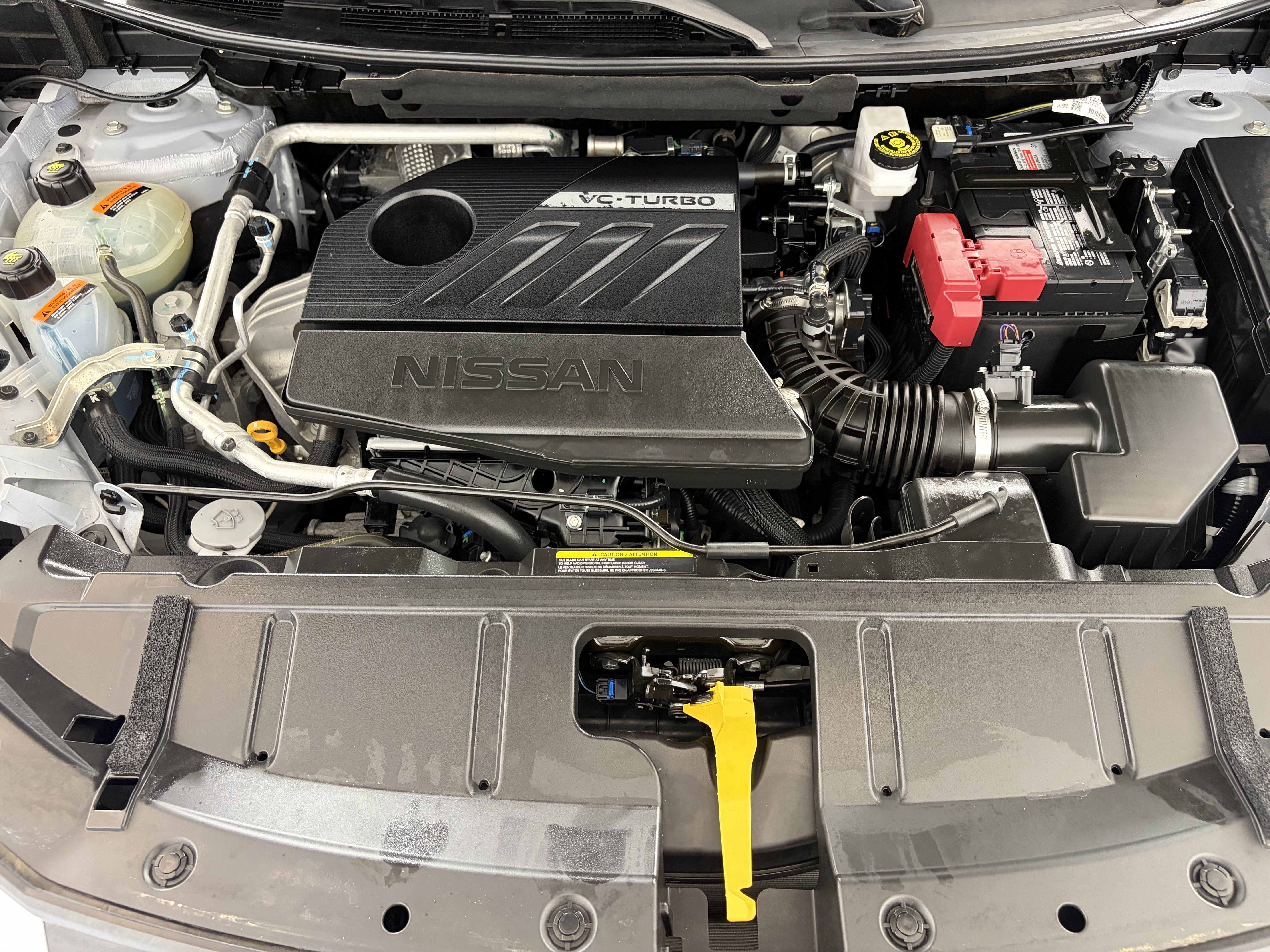 Used 2024 Nissan Rogue SV FWD image 11