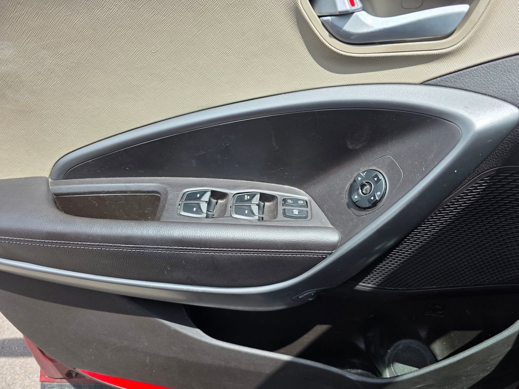 Used 2014 Hyundai Santa Fe GLS w/ Premium Package 05 FWD image 13