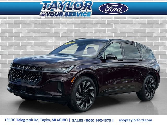 Used 2024 Lincoln Nautilus Reserve w/ Equipment Group 202A AWD/4WD image 1