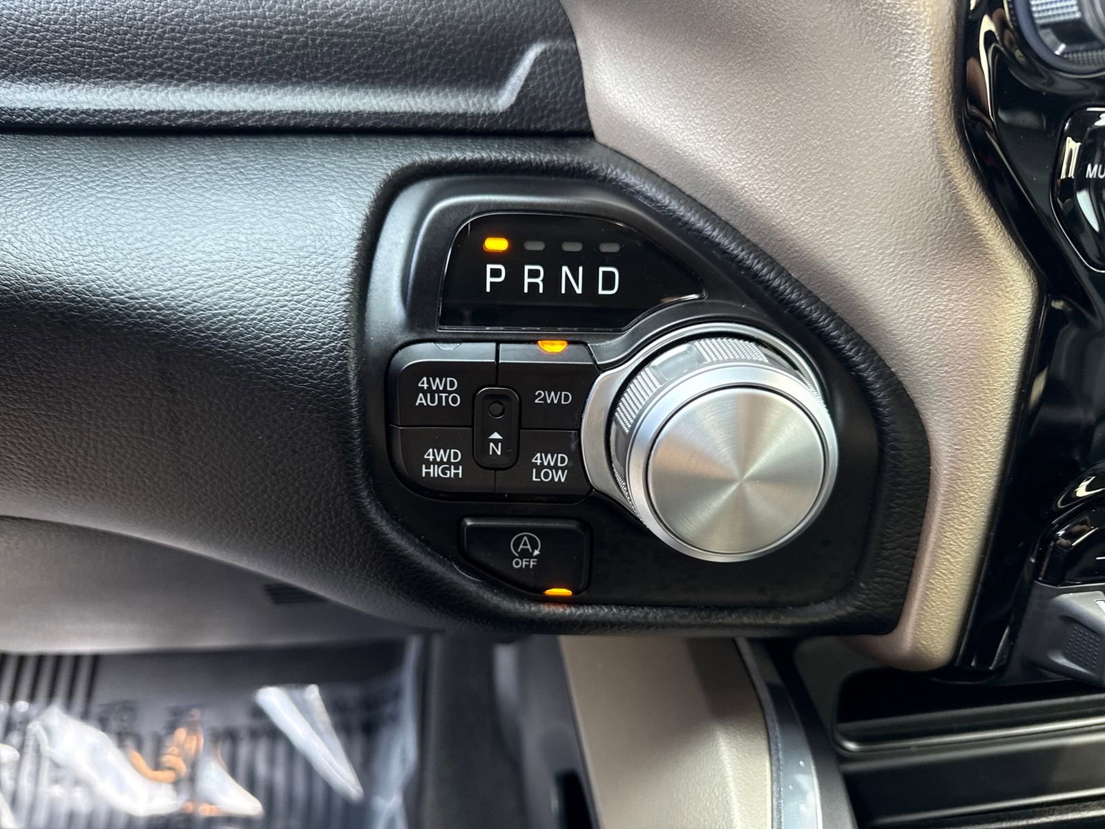 Used 2022 RAM 1500 Laramie image 24