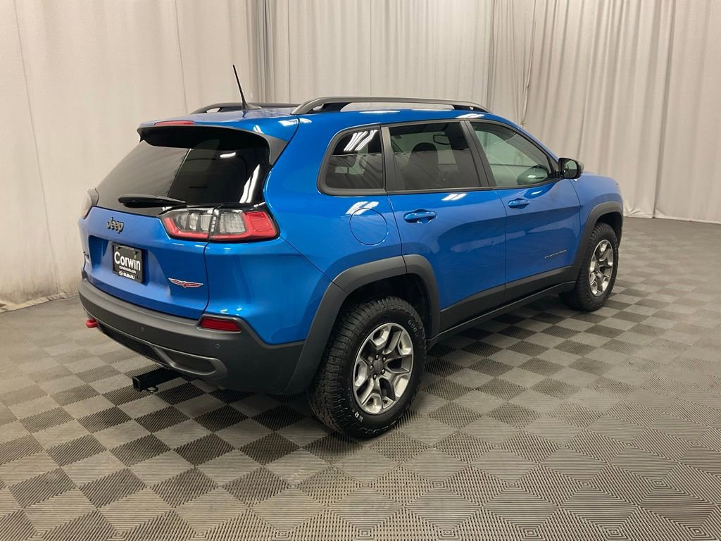 Used 2019 Jeep Cherokee Trailhawk w/ Cold Weather Group image 3