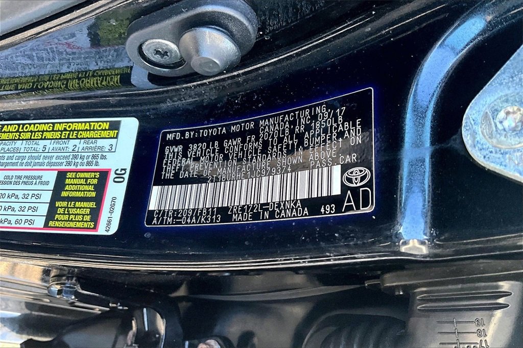 Used 2018 Toyota Corolla LE image 31