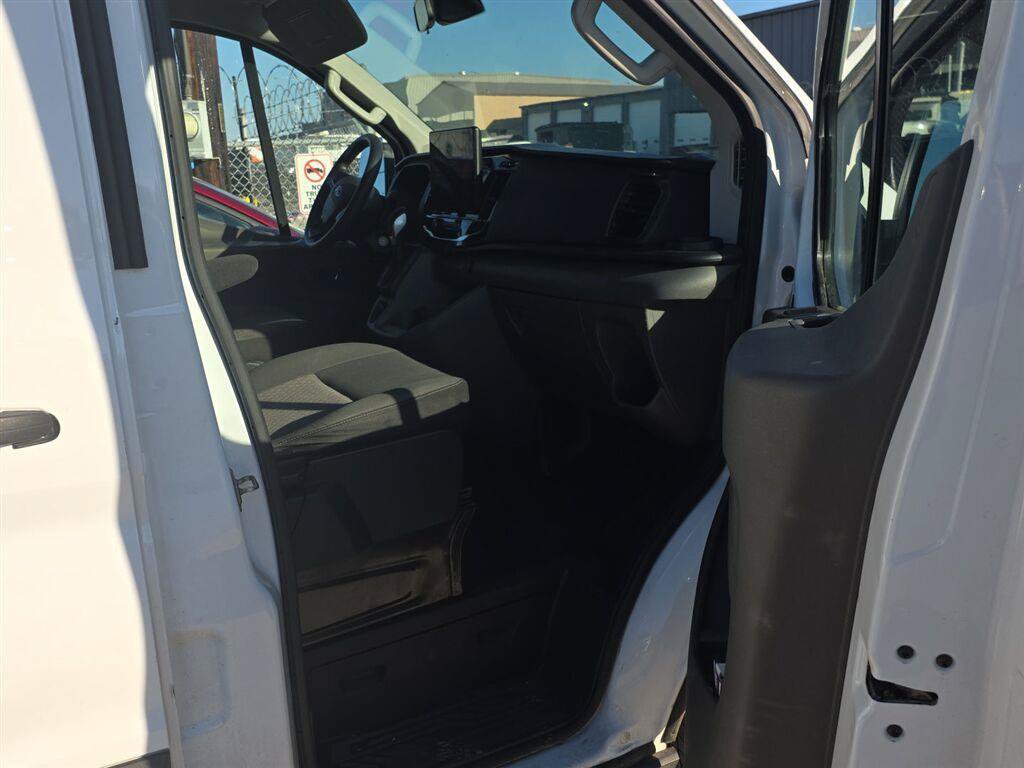 Used 2023 Ford Transit 350 XLT RWD image 7
