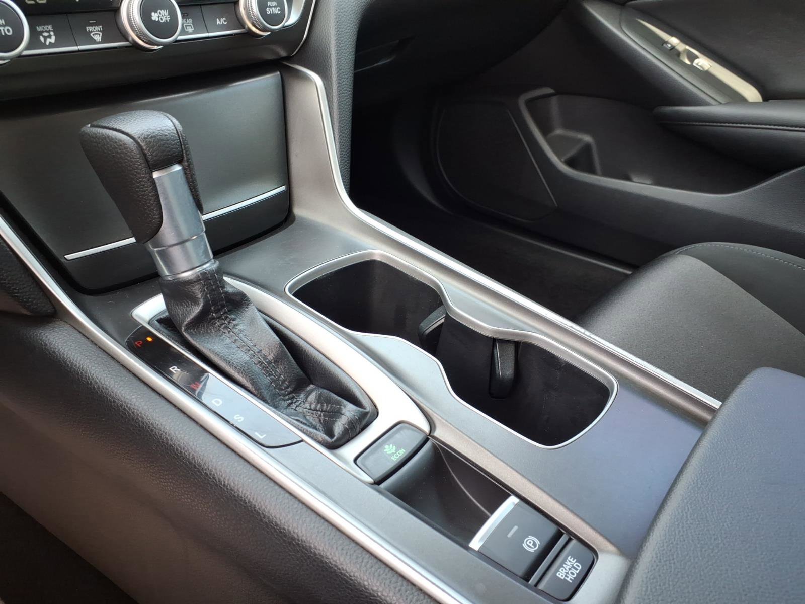 Used 2019 Honda Accord LX image 19