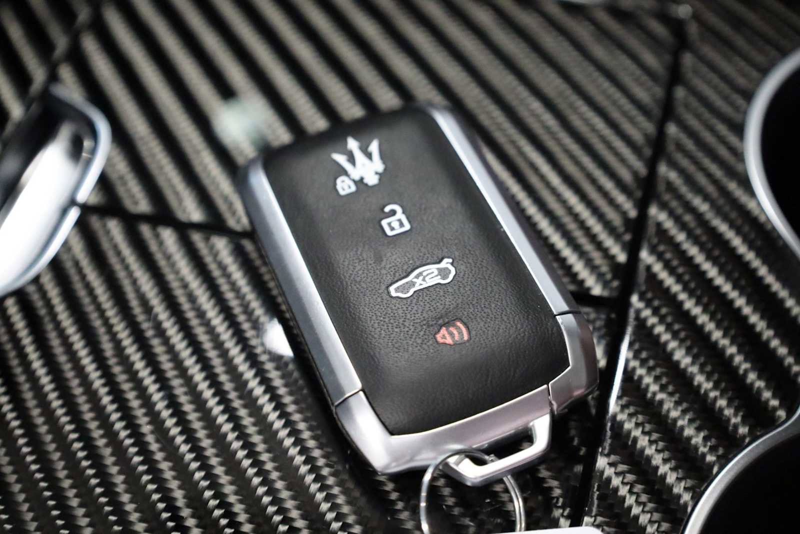 Used 2023 Maserati Grecale Modena image 43