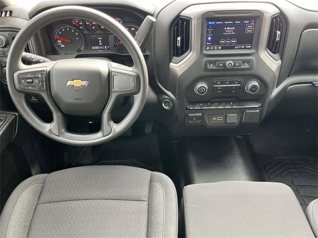 Used 2025 Chevrolet Silverado 1500 Custom w/ Turbomax Blackout Package image 13