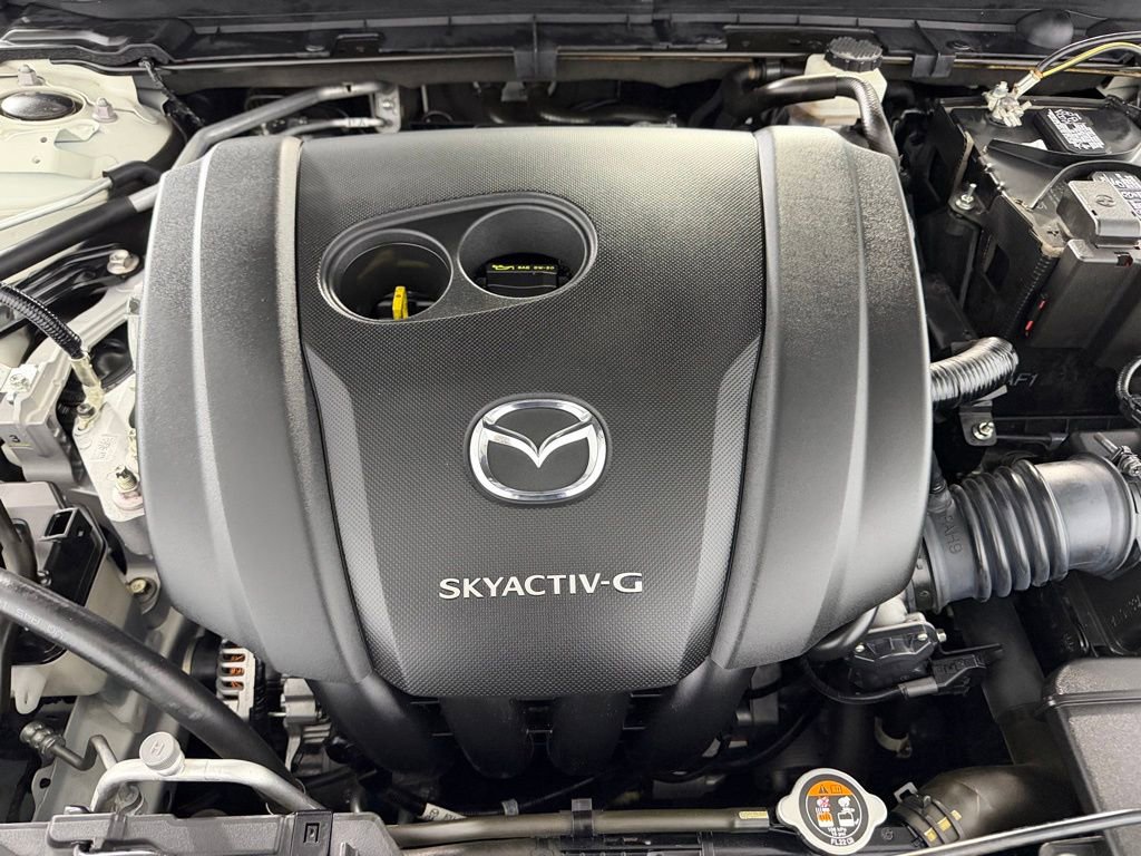 Used 2019 MAZDA MAZDA3 Hatchback w/ Preferred Package FWD image 33