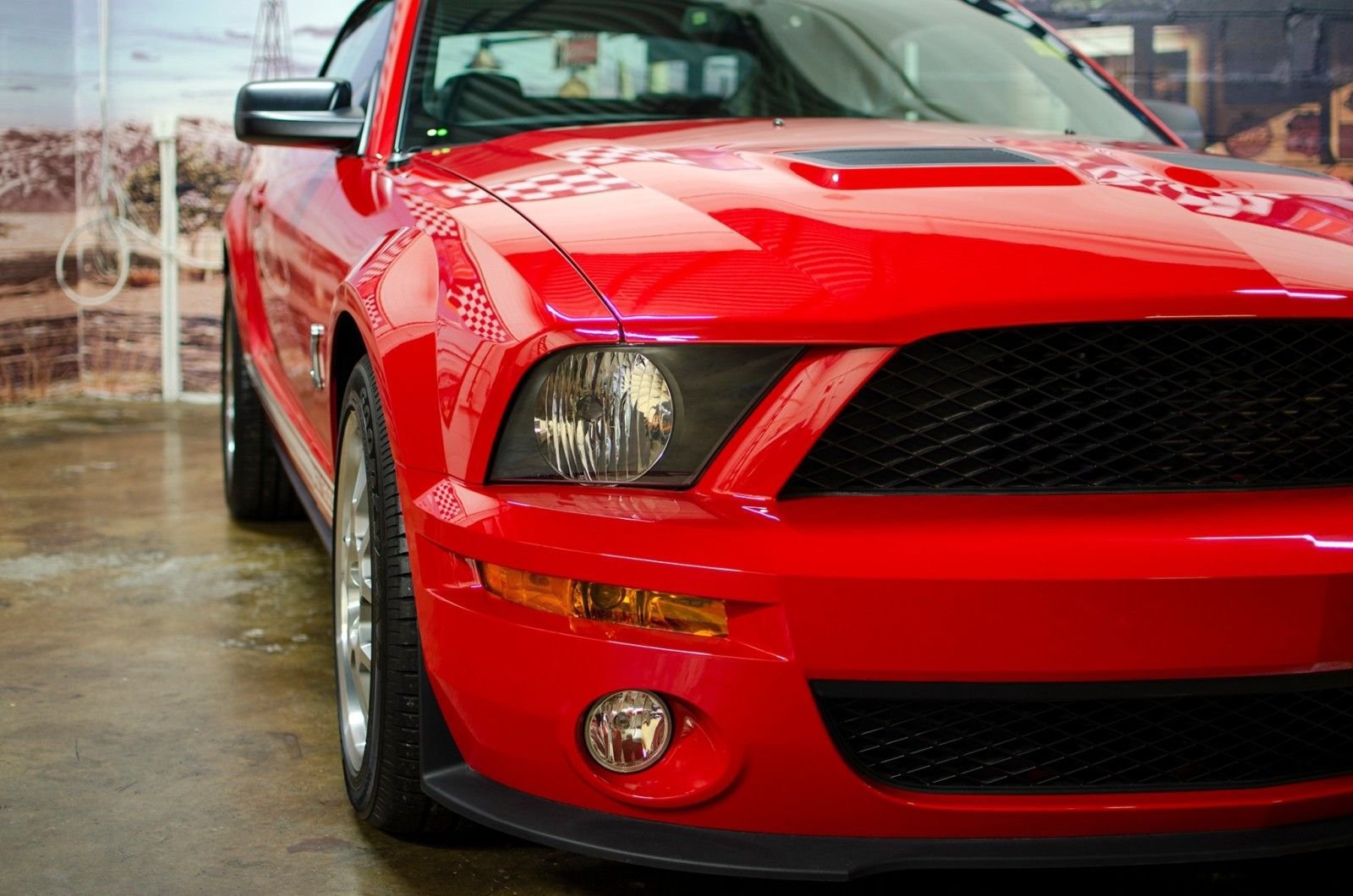 Used 2007 Ford Mustang Shelby GT500 RWD image 3