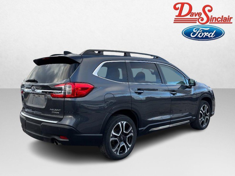 Used 2023 Subaru Ascent Limited w/ Technology Package image 7
