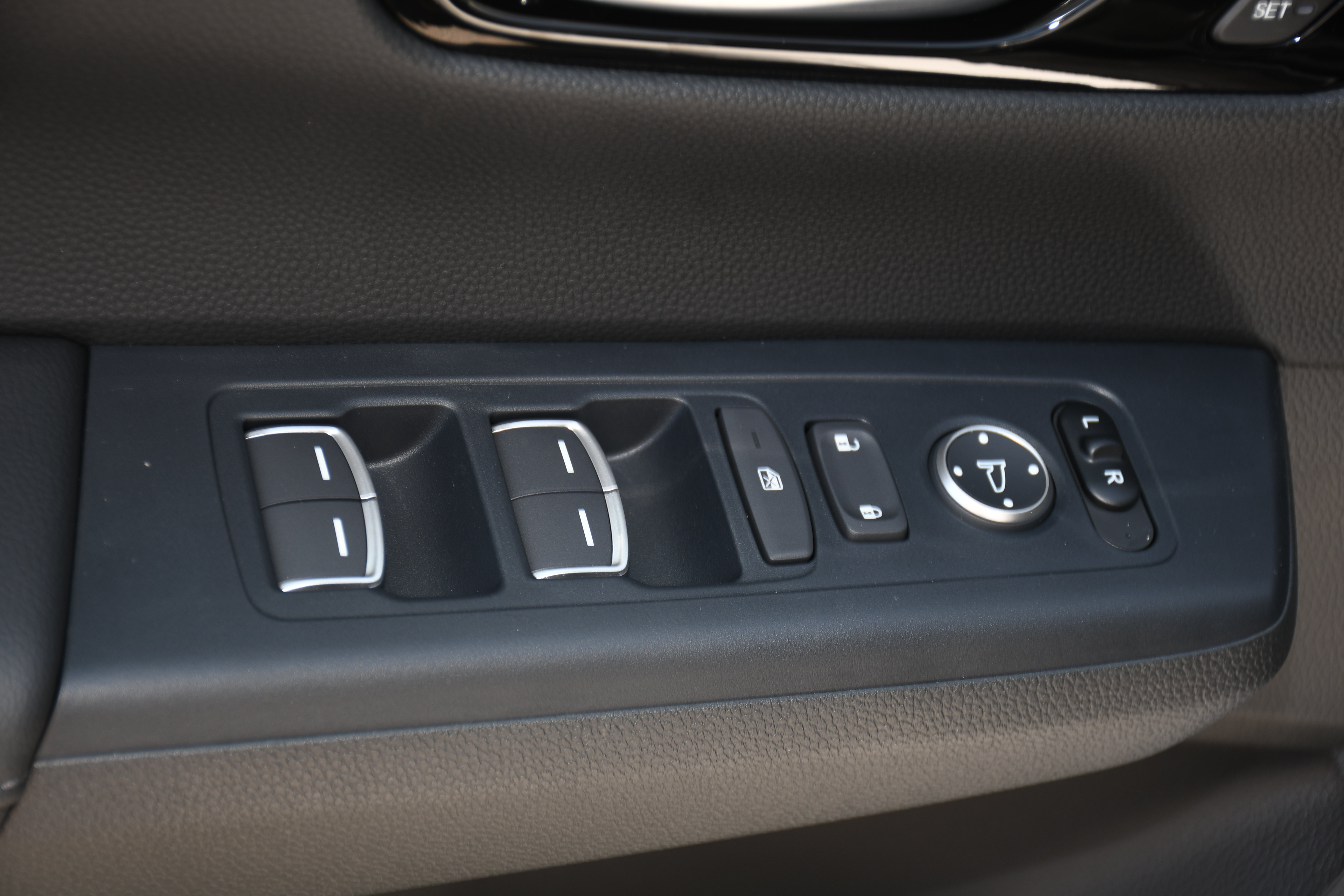 New 2026 Honda CR-V EX-L image 6