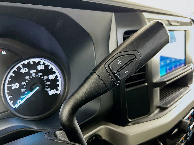 New 2025 Ford F350 XLT w/ 360-Degree Camera Package AWD/4WD image 17