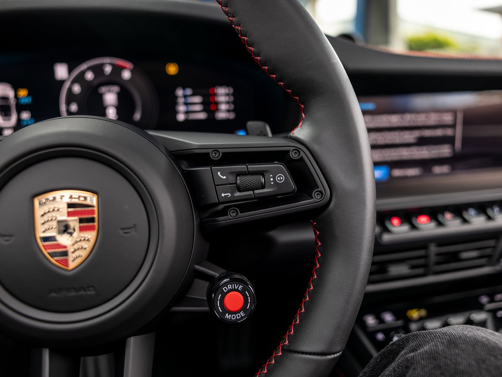 Certified 2026 Porsche 911 Carrera GTS RWD image 35