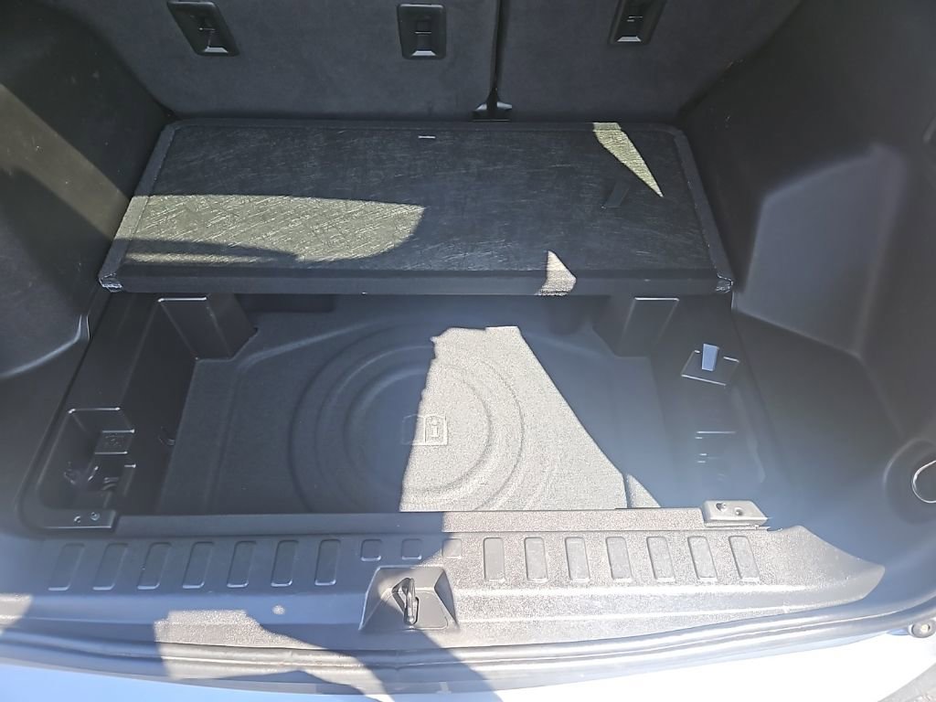 Used 2023 Chevrolet Equinox LT FWD image 28